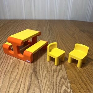 Little Tikes Vintage Dollhouse Patio Furniture Table & 2 Yellow Chairs Picnic